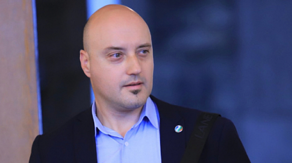 Министър Славов: Надявам се Конституционния съд да зачете волята на парламента