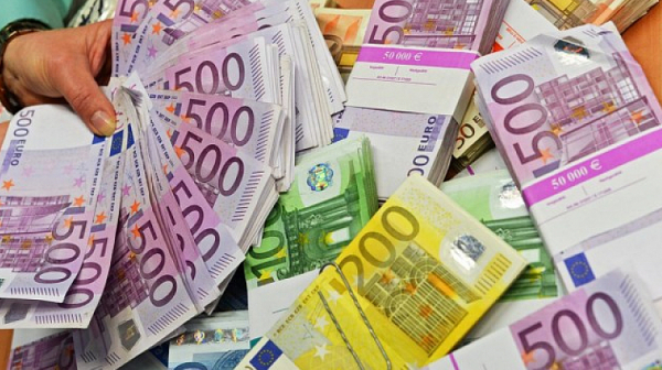 Еврото доближава прага от 1,09 долара