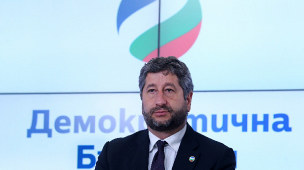 Христо Иванов: Има всички белези за корупционен откат от ГЕРБ към ДПС в парламента