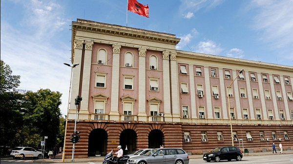 На фона на протести: Албания одобри проектозакон за равенството между половете