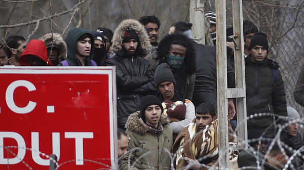 Експерт: Няма проблем за България да приеме 10 хил. мигранти