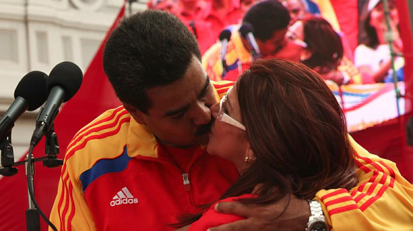 Силия или верни другари предадоха Мадуро за 50 млн. долара? А сделка с Москва?