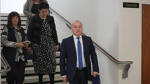 Донев обяви бюджет на ограниченията и 