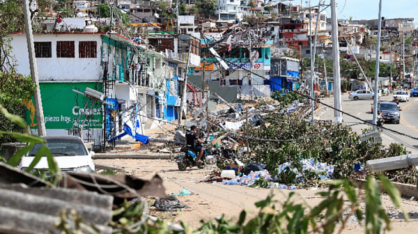 След като ураганът ”Отис” удари Мексико: Близо 100 души са загинали или са в неизвестност